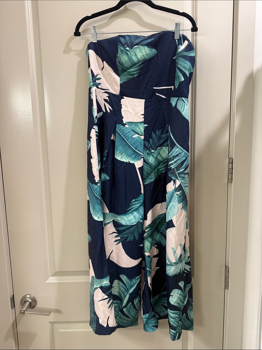 Lulu's Strapless Tropical Leaf Wide-Leg Jumpsuit - Navy/Green/White